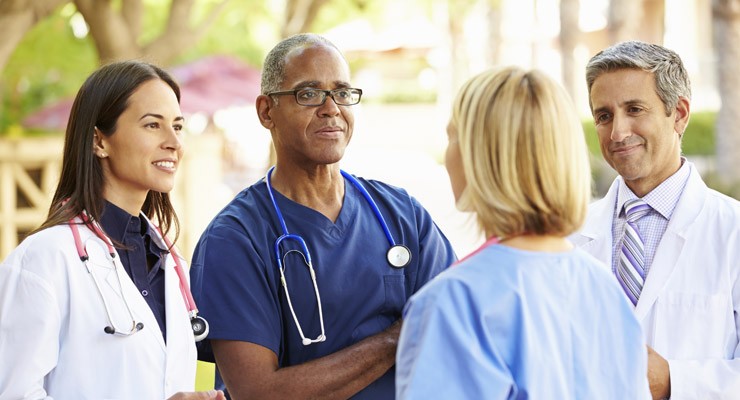 0200_ThinkstockPhotos-465134963 4 hospital workers